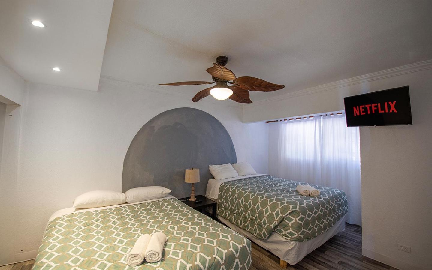 Beachfront Two Bedroom With 3 Beds Tijuana Extérieur photo